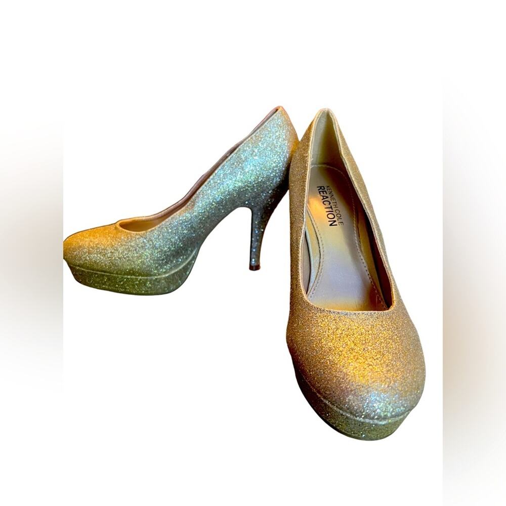 Kenneth Cole Reaction Hidden File Gold Glitter Rounded Toe Heel SZ 7 Med
